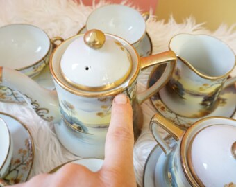 Vintage Stunning Japanese Hand Painted Peaceful Scene Nippon Tea