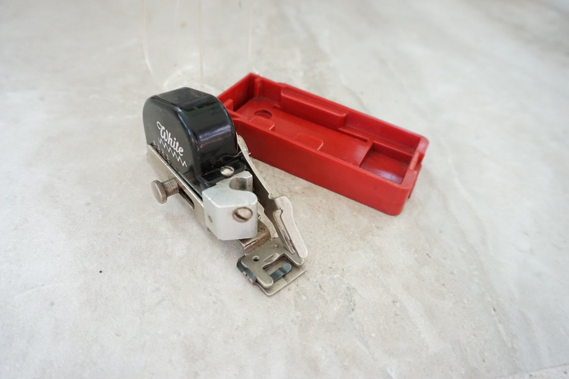 Vintage White Sewing machine Zig Zag attachment foot Etsy