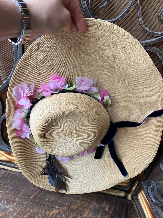 Straw wide brim Vintage ladies hat