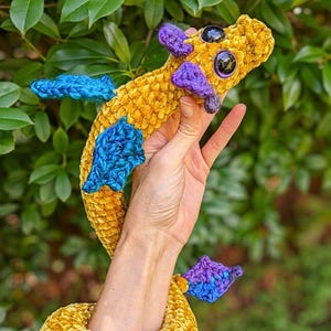 Baby Wyrm - Schema all'uncinetto per drago