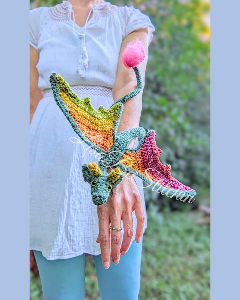Wearable Pet Dragon crochet PATTERN image 1