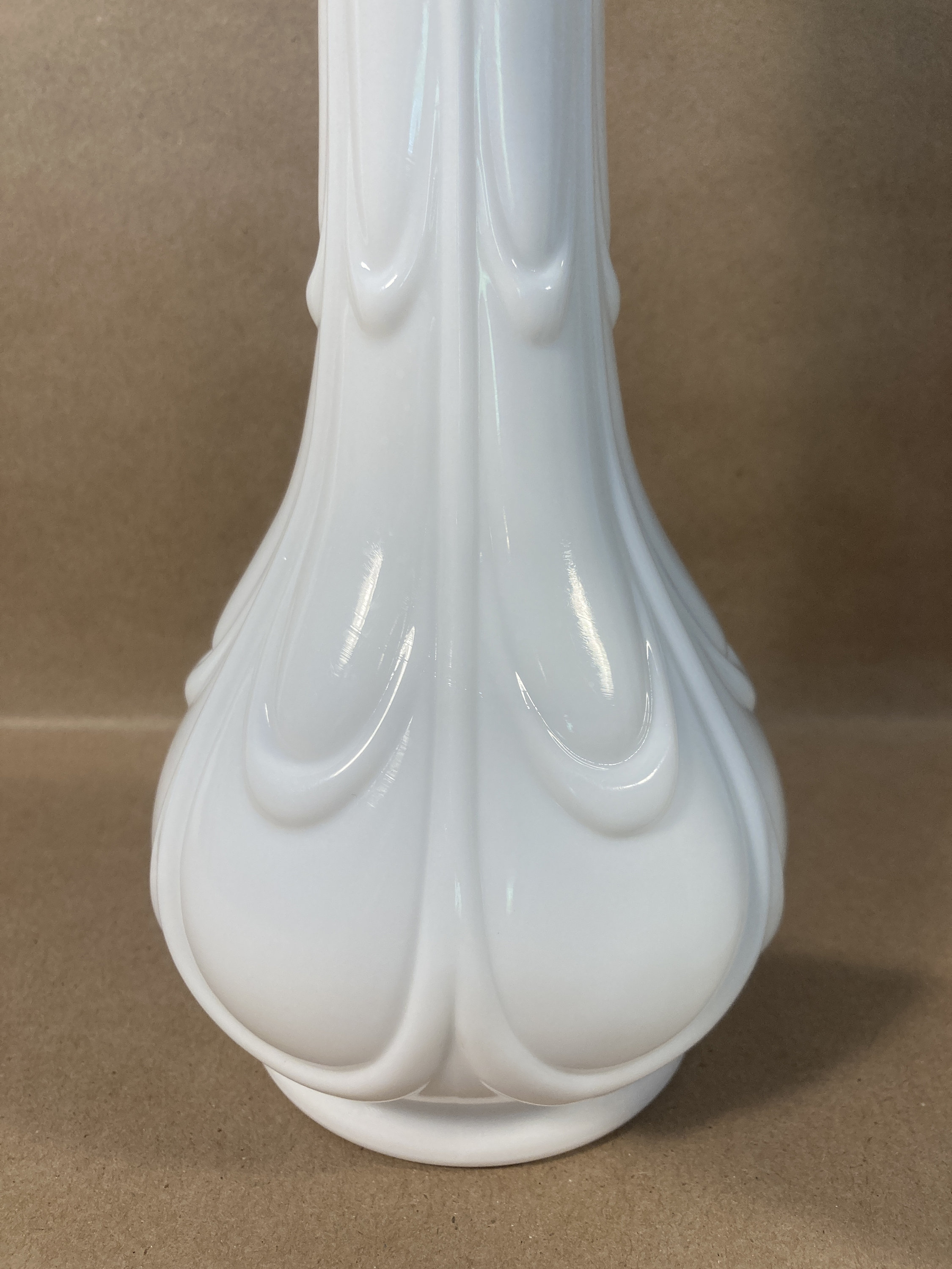 Milk Glass Vases Bud Vase Hoosier Starburst Centerpiece Etsy