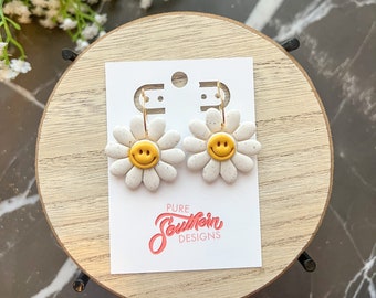Isla | Handmade Clay Earrings | Smiley Face Flower Clay Earrings | Spring Clay Earrings | Smiley Face Earrings | Flower Clay Earrings