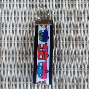 Chaveiro de acampamento - Chaveiros para mulheres - Chaveiros legais - Chaveiros personalizados - Melhores presentes para professores - Presentes de acampamento - Presente para ela - Acessórios