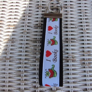 Ich liebe Bücher Schlüsselanhänger, Bibliothekar Schlüsselanhänger, beste Lehrer Geschenke, Armband Schlüsselanhänger, Geschenke für Frauen, Schlüsselanhänger für Frauen, Accessoires