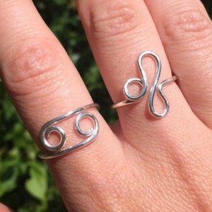 Personalisierter Sternzeichen Ring in Sterling Silber, Astrologisches Symbol Ring