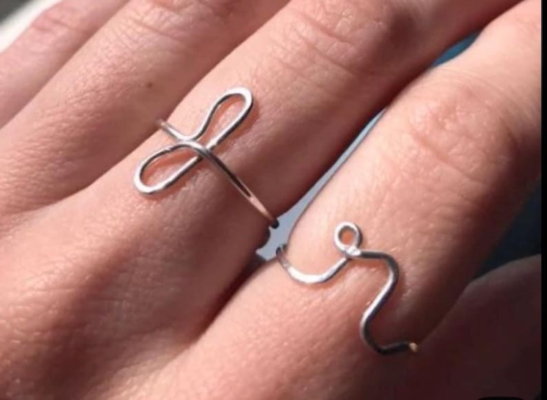 Custom Initial Adjustable Wire Ring: Script Letter, 14k Gold Filled or Sterling Silver image 1