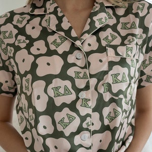 niedliches Sorority Pyjamas - modisches Sorority Geschenk - Sorority Sister Geschenk - Kappa Delta Sorority Pyjamas - Personalisierte Sorority Passendes Set
