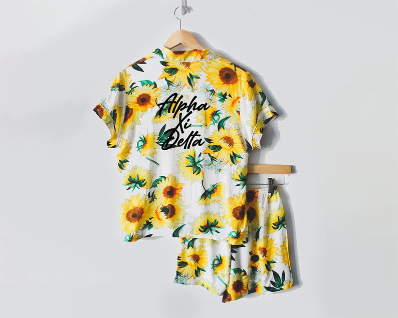 bid day wedding pajamas floral pajamas rush gift sorority Zeta Tau Alpha custom floral pajamas women/'s pajamas sorority recruitment