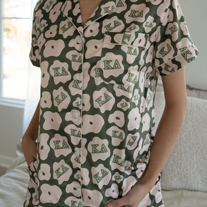 Schwesternschaft Geschenkbox, Schwesternschaft, KD Pyjamas, Kappa Delta Pyjamas, Schwesternhemd Pyjama, Kappa Delta, Schwesterngeschenktasche, Schwesternschaftsmerch, Kappa Delta