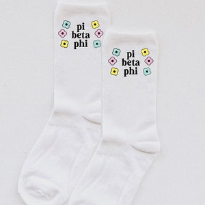 Pi Beta Phi Socken, Pi Phi, Einstellung, Bid Day, Schwesternschaftsansturm, Schwesternschaftsgeschenke, benutzerdefinierte Socken, Schwesternschaftssocken, Pi Phi-Hemden, Pi Phi-Hemden
