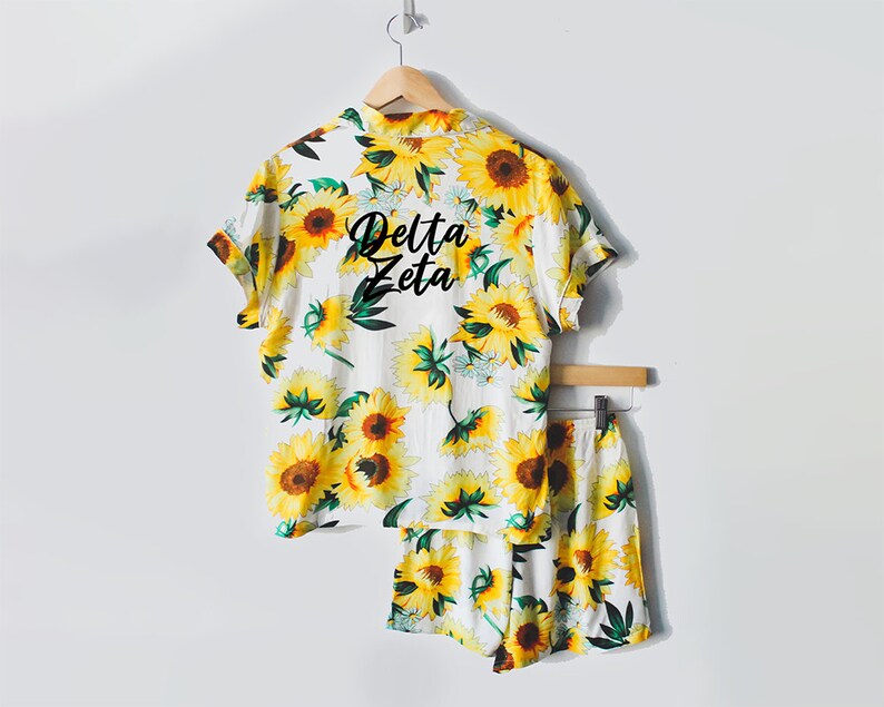bid day wedding pajamas floral pajamas rush gift sorority Zeta Tau Alpha custom floral pajamas women/'s pajamas sorority recruitment