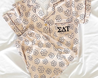 GREEK LETTERS| Sigma Delta Tau pajamas, Sig Delt, SDT, sorority pajamas, bid day, big little reveal, floral pajamas, rainbow, recruitment