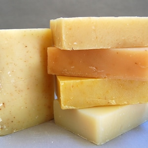 Natural hand made soaps-patchouli-unscented-lavender-tea tree-rosemary-eucalyptus-lemongrass-oatmeal-peppermint-spearmint
