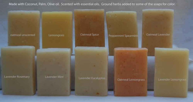 Pode incluir: Dez barras de sabonete feitas &agrave; m&atilde;o com v&aacute;rios aromas, incluindo aveia sem perfume, capim-lim&atilde;o, aveia especiada, hortel&atilde;-pimenta, lavanda de aveia, alecrim de lavanda, hortel&atilde; de lavanda, eucalipto de lavanda, capim-lim&atilde;o de aveia e capim-lim&atilde;o de lavanda. Os sabonetes est&atilde;o dispostos em duas filas de cinco barras cada.