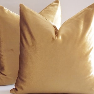 Set of 2 / Velvet Solid Gold Pillow Covers, Decorative Velvet Pillows, Throw Pillows,12,14,16,18,20,22,24,26,28,30 inch