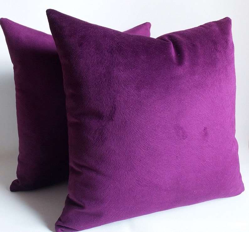 Set Of 2 / Purple Velvet Solid Pillow Covers / Purple Throw Pillow Covers / Decorative Cushion Covers / 13,14,16,18,20,22,24,26,28,30 inch image 3