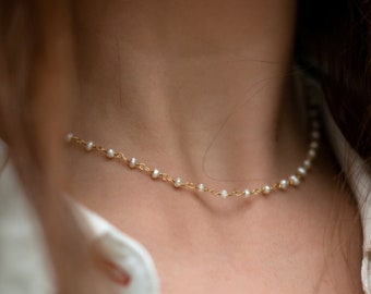 Perlenkette, Süßwasserperlen Halskette, chunky Verschluss Halskette, Zarte Perlen, Perlen Choker, zierlicher Choker, Mehrreihige Halskette