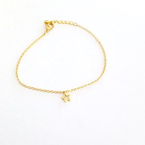 Dainty tiny Star bracelet, available in Gold or Silver plated image 3