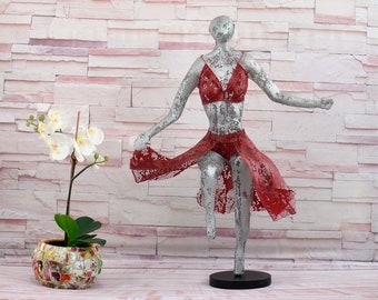Metal sculpture, Ballet dancer Sculpture, Metal Wire Mesh, Handmade metal art, living room art, housewarming gift