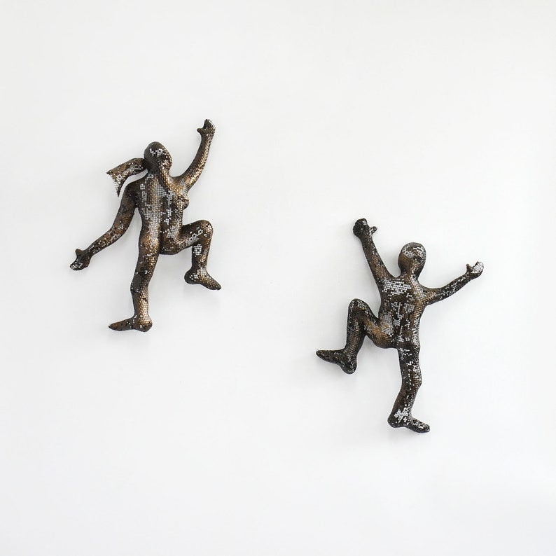 Metal Wall Art Set Of 2 Miniature Climbing Figure Decor Hanging Rock Housewarming Gift 3d