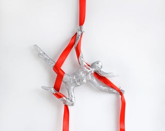 Aerial silks, Metal wire mesh Acrobat Gymnastics sculpture, Dancer art