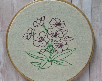 Embroidered Wall Art, Phlox Flowers Wall Hanging, Embroidered Phlox Flowers, Floral Wall Art, 6 inch Phlox Embroidery Hoop, Phlox Flowers