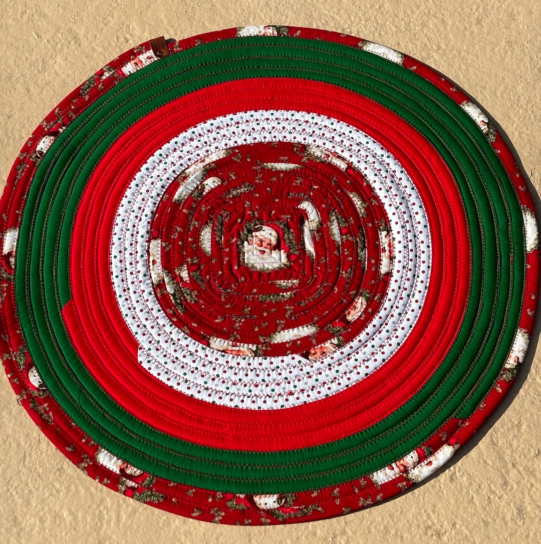 Santa Claus Rug, Christmas Throw Rug, Fabric Strip Rug, Holiday ...