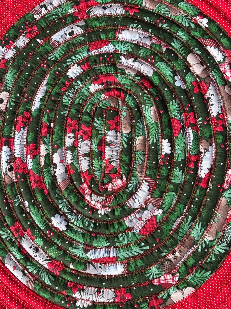 Handmade Christmas Throw Rug, Polka Dot Puppy Fabric, 26x24.5