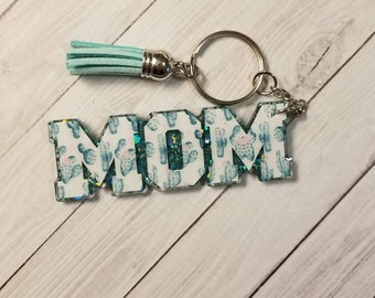 Mom keychain/mother's day gift/mom gift/glitter keychain/name keychain