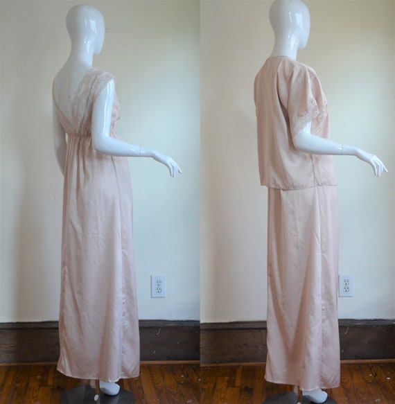 1970s Victoria's Secret Lace and Satin Gown & Bed… - image 3