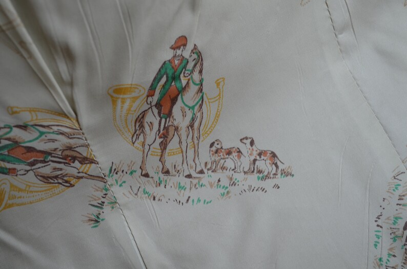 1970s Camel Wool Skirt Suit with Amazing Details and Novelty Print Lining Bust 34