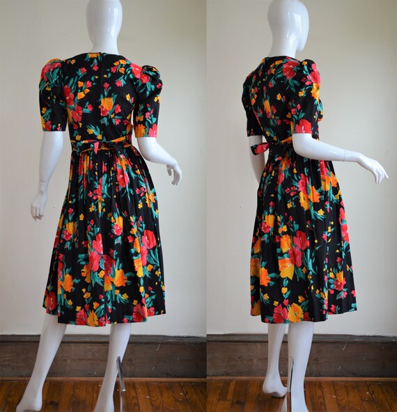 80s Does the 40s Cotton Black Floral Dress Bust 3… - image 3