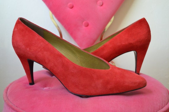 stuart weitzman red heels