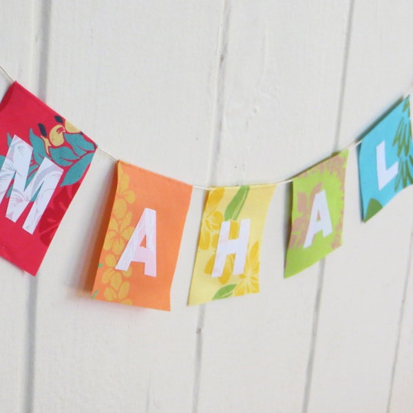 Mahalo Banner, Aloha Banner in Hawaii, Hawaiian Mahalo banner, Rainbow prayer flag