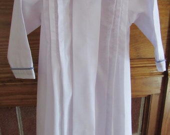 Coming home.  Christening gown, Baptism, Initiation Day. Infants.  Can be monogrammed or have cross added.