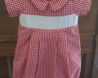 Ready to smock baby bubble: Red bubble.  Blue bubble. Ready to smock bubble .