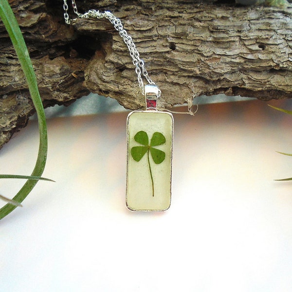 Lucky Real Pressed Four Leaf Clover Irish Silver Plated Rectangle Pendant Necklace