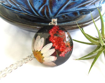 Real Daisy and Alyssum Black Wildflower Glass and Resin Round Pendant Silver  Necklace