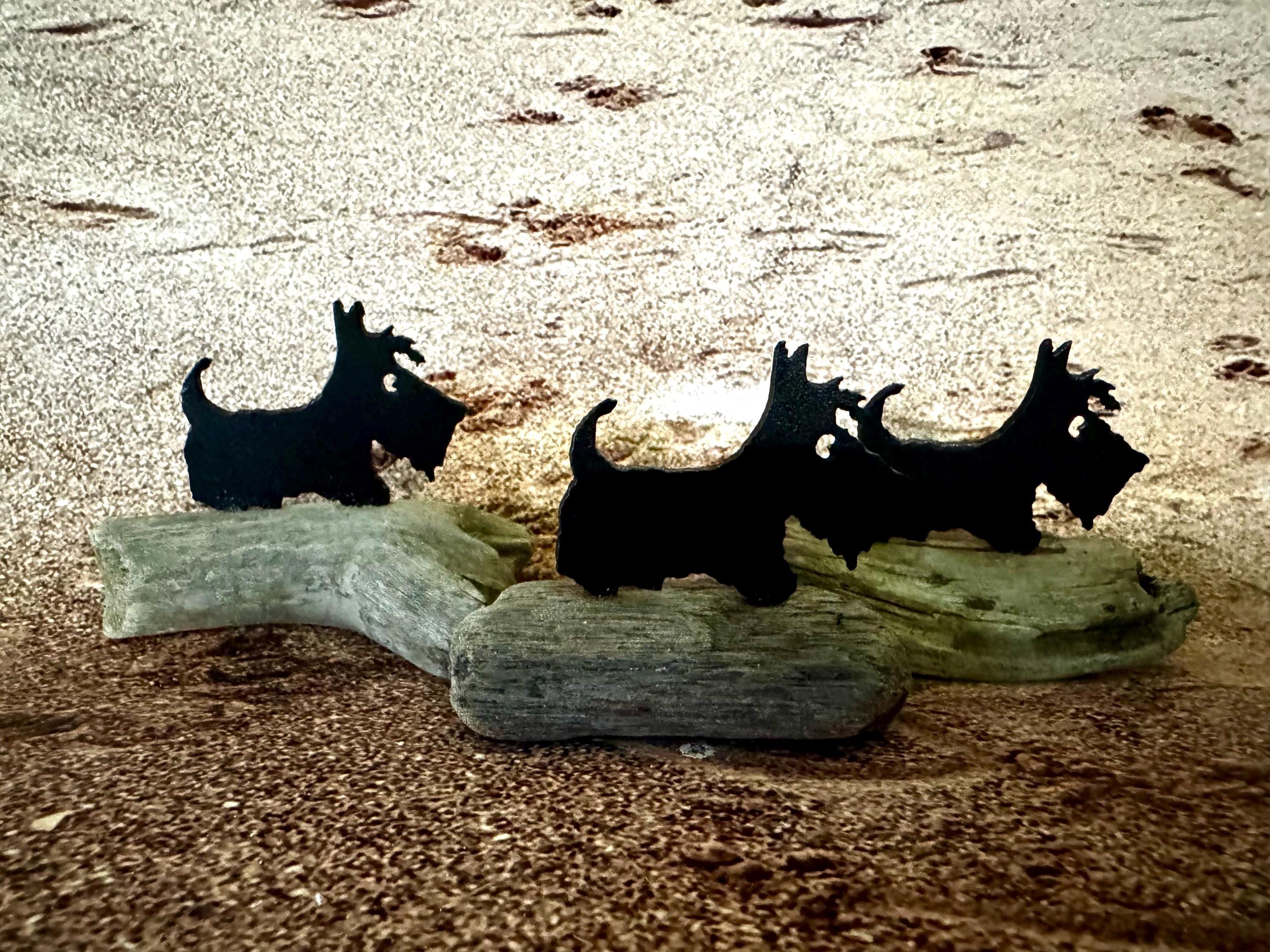 Three Dogs Statue - Etsy