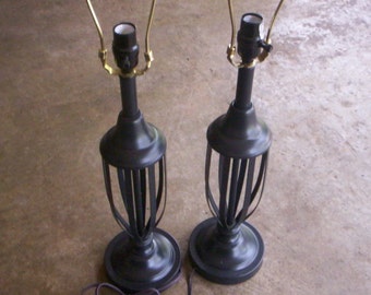 Vintage metal lamp base/Salvage lamp base/Vintage lamp/Metal lamp base/Salvage lamp parts/Light parts/2  metal lamplight/Lamp making supply