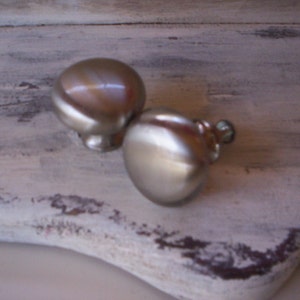 Vintage door knob/Furniture salvage/Vintage metal knob/Vintage drawer knob/Salvage metal drawer knob/Door knob/metal knob/Home projects
