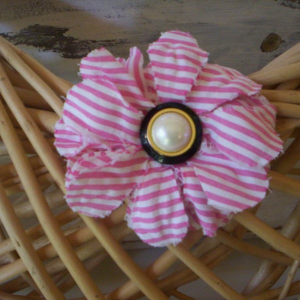 Shabby chic fabric flower pin and hair elastic/Button flower brooch and hair tie/Fabric flower brooch/Fabric Flower pin/Hair rubber band