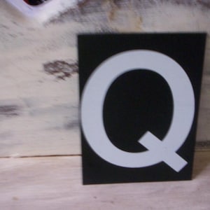 Small Vintage plastic letter/Chic plastic letter/Plastic letter/Salvage rustic plastic letter/Letter Q/industrial sign/plastic sign letter