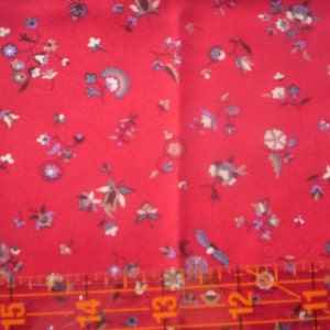 Blumen Stoff/Blumen Stoff/Frühling Stoff/blau, grau, braun und rot floral Stoff/Urlaub Stoff/Craft Stoff/Sommer Stoff/rot Baumwollstoff.