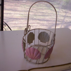 Spring metal basket/Shabby chic metal basket/Wedding basket/Rustic Shabby chic metal basket/Vintage metal basket/pink shell metal basket