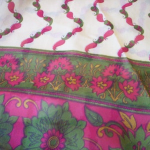 Vintage paisley shawl/Winter Shawl wrap/Spring Shawl/Vintage sheer shawl/Head piece/Throw scarf/Scarf/Head wrap/paisley floral sheer shawl