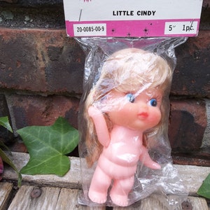 Doll supply/Plastic doll/Folk art doll supply/6&#39;&#39; Doll pick with hair/Doll parts/Doll making supply/Female doll head/Westrim crafts supply
