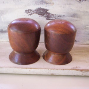 Vintage salt and pepper shaker/Wood salt and pepper shaker/Table decor/Rustic wood shaker/Father&#39;s day gift/Dining & serving/Rustic decor