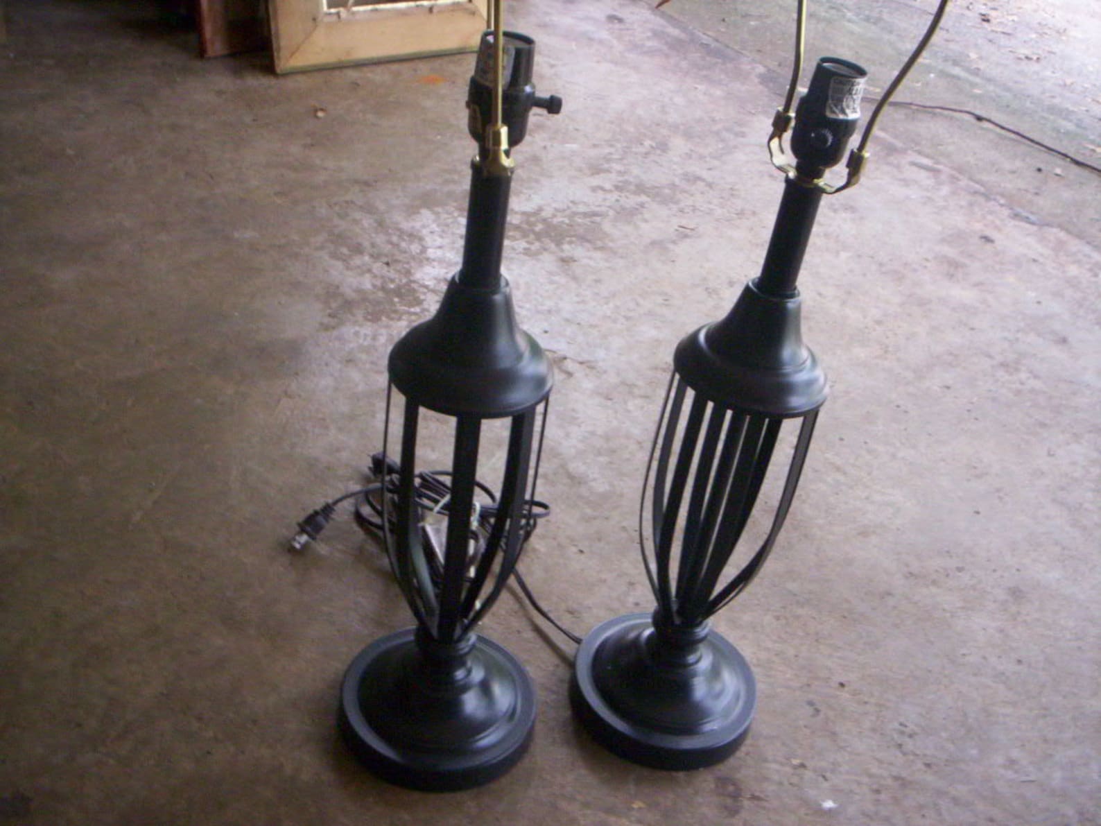 Vintage Metal Lamp Base/salvage Lamp Base/vintage Lamp/metal Lamp Base ...